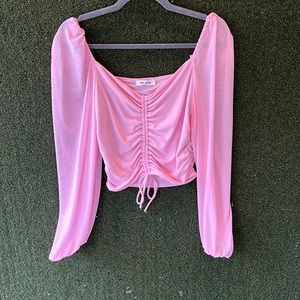 Amazing summer top! Cropped perfectly for the summer💗💗